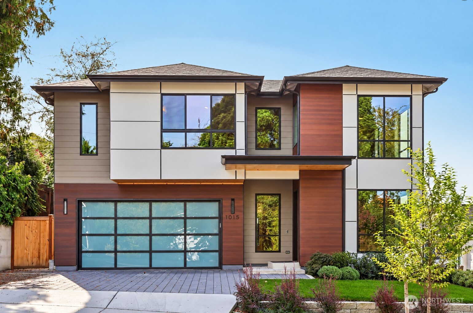 1015 N 35th Street
