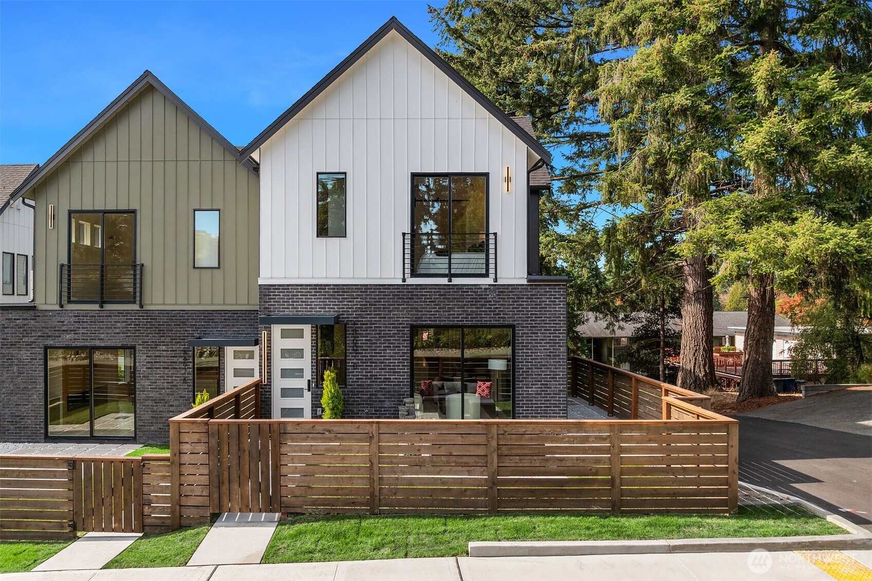 18607 B 104th Avenue NE