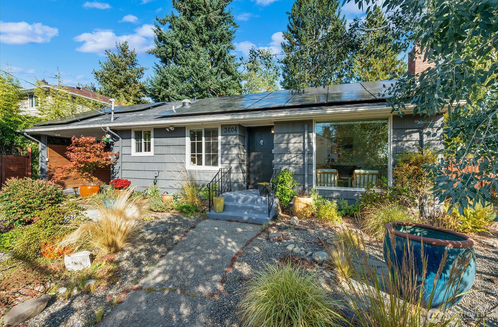 3604 SW Thistle Street