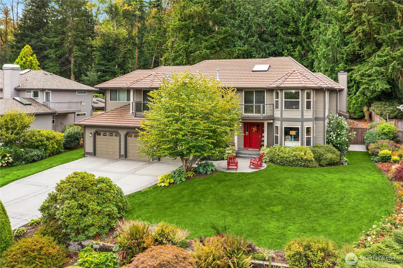 2235 Squak Mountain Loop SW