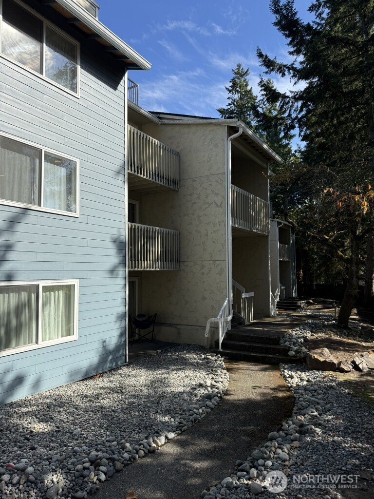 9474 Redmond Woodinville Road NE #A303