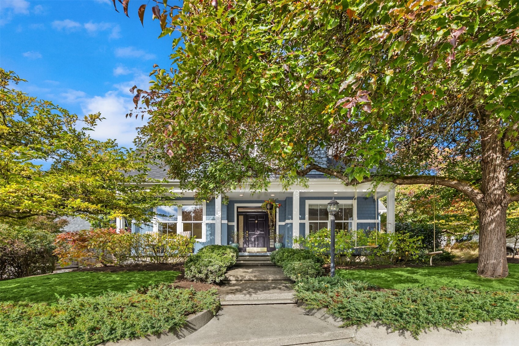 730 Village Circle NW, Bainbridge Island, WA 98110, photo 2 of 30