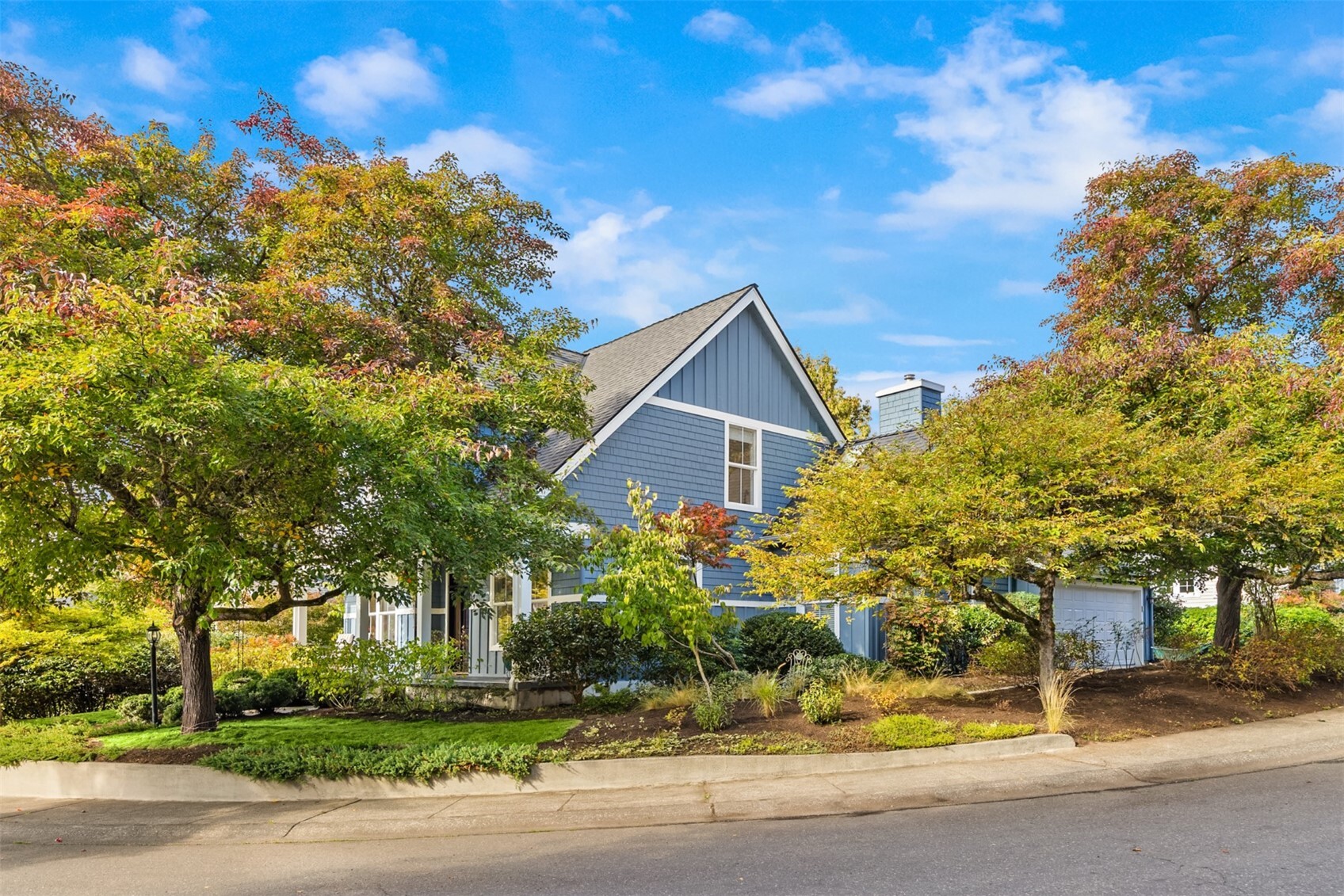 730 Village Circle NW, Bainbridge Island, WA 98110, photo 3 of 30