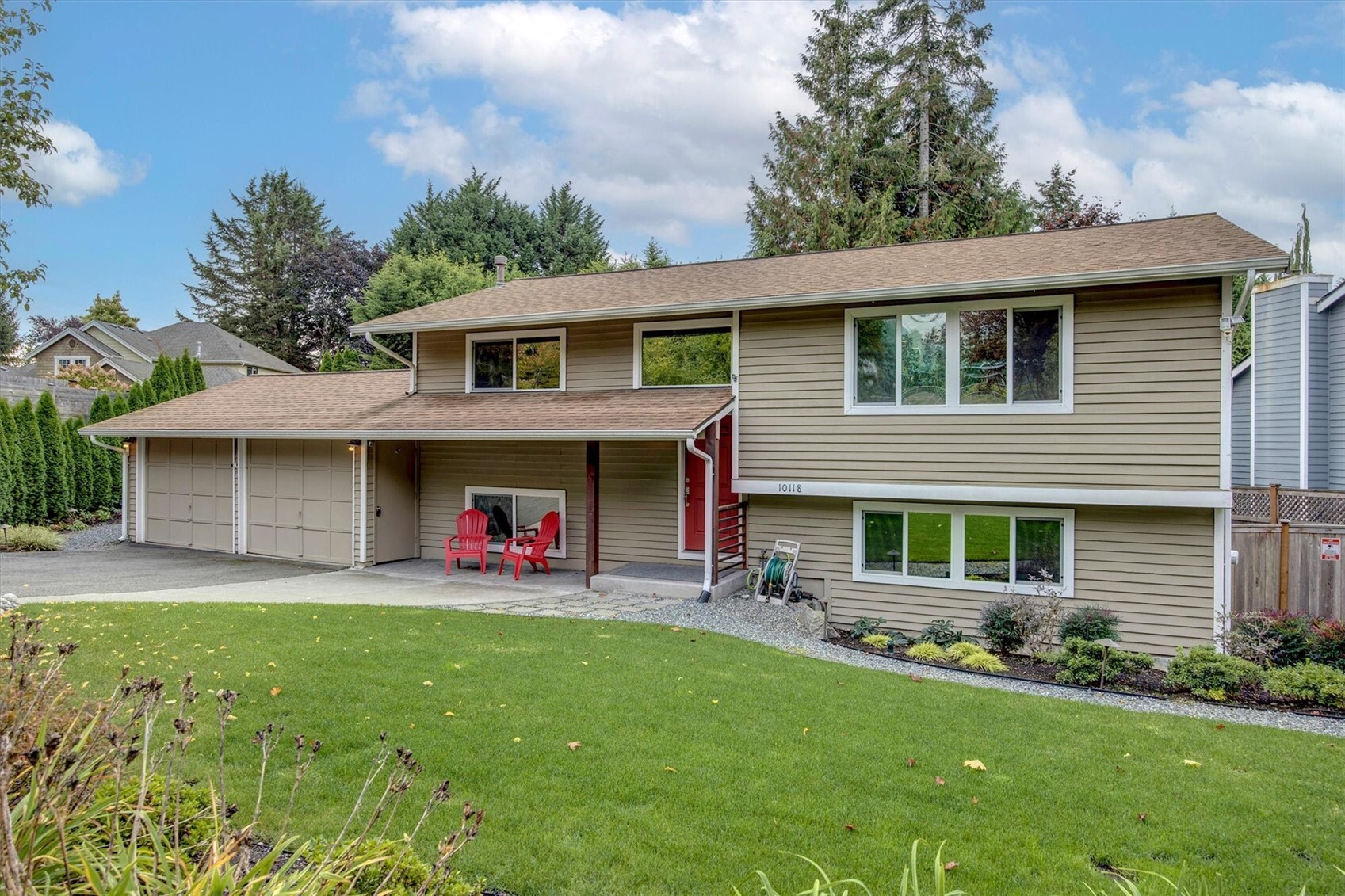 10118 NE 198th Place