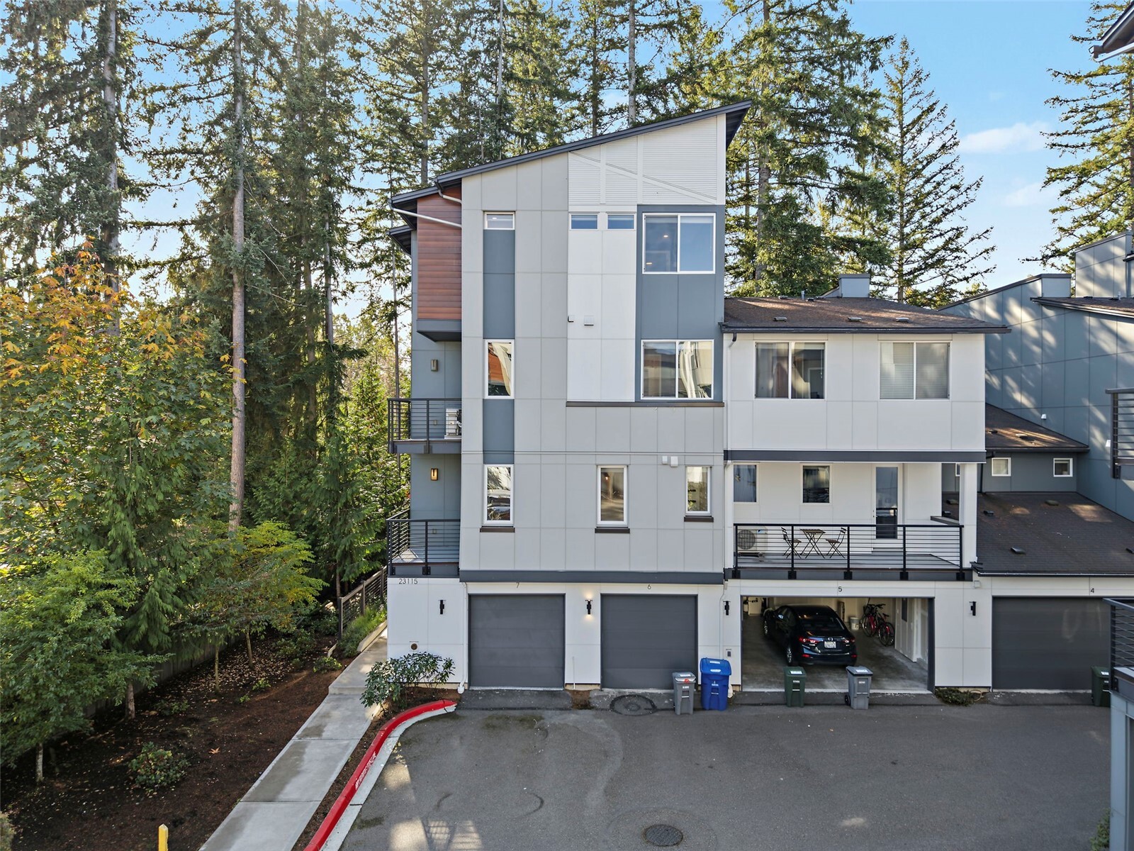 23115 NE 8th Street #C007, Sammamish, WA 98074-3692, photo 3 of 40