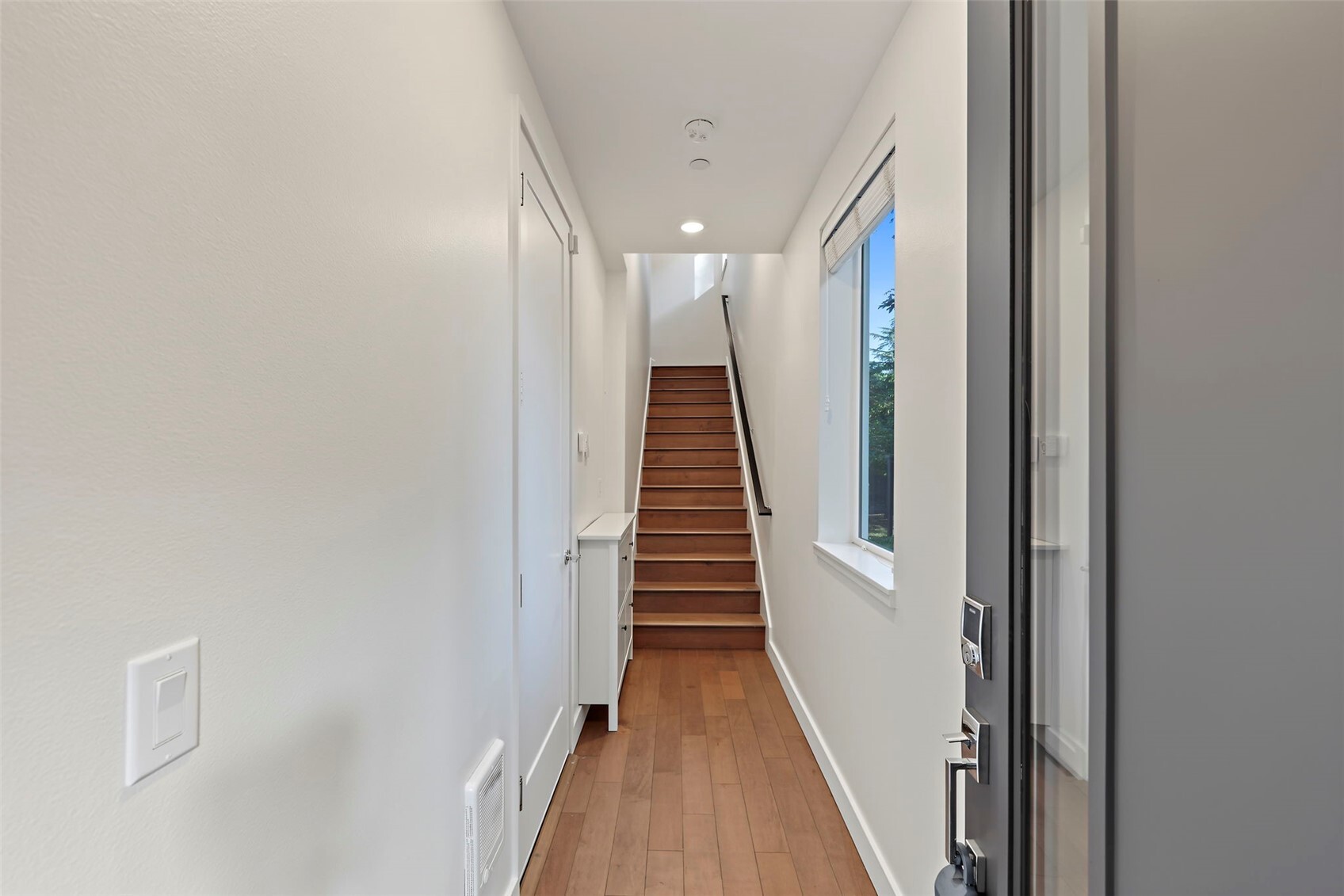 23115 NE 8th Street #C007, Sammamish, WA 98074-3692, photo 5 of 40