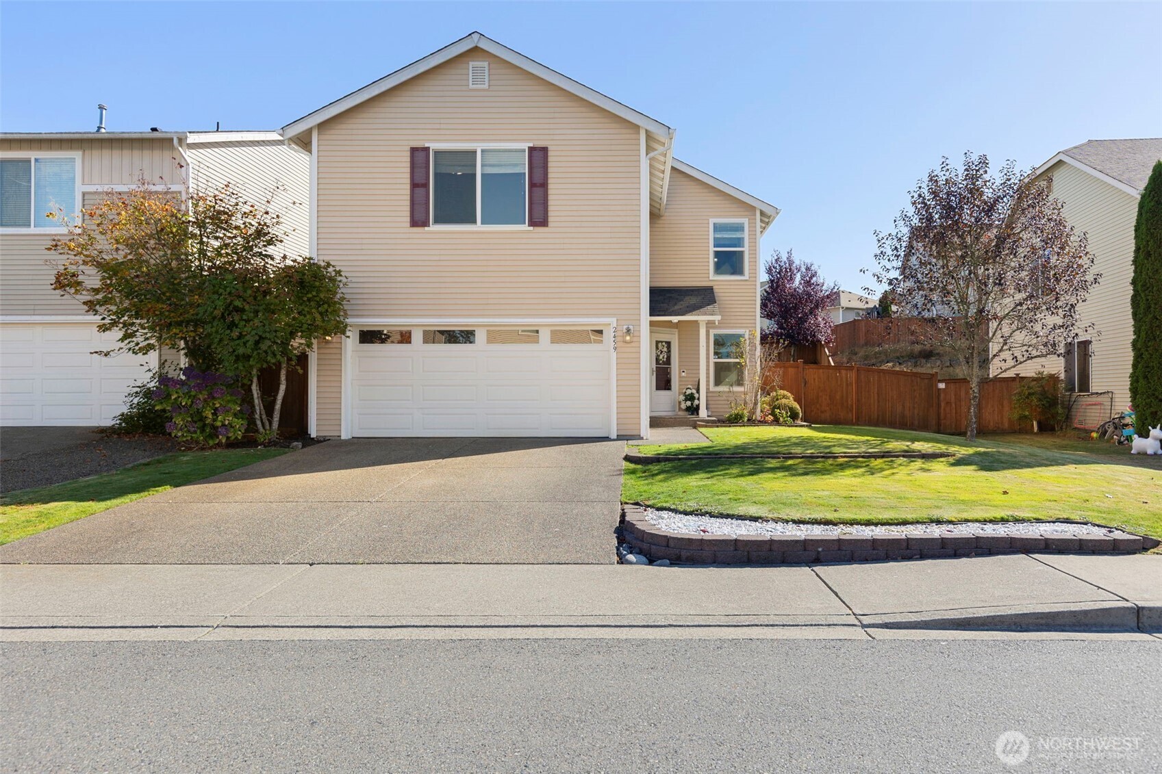 2459 SW Siskin Circle
