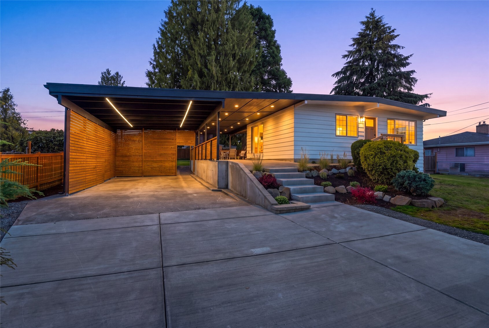 17028 Larch Way