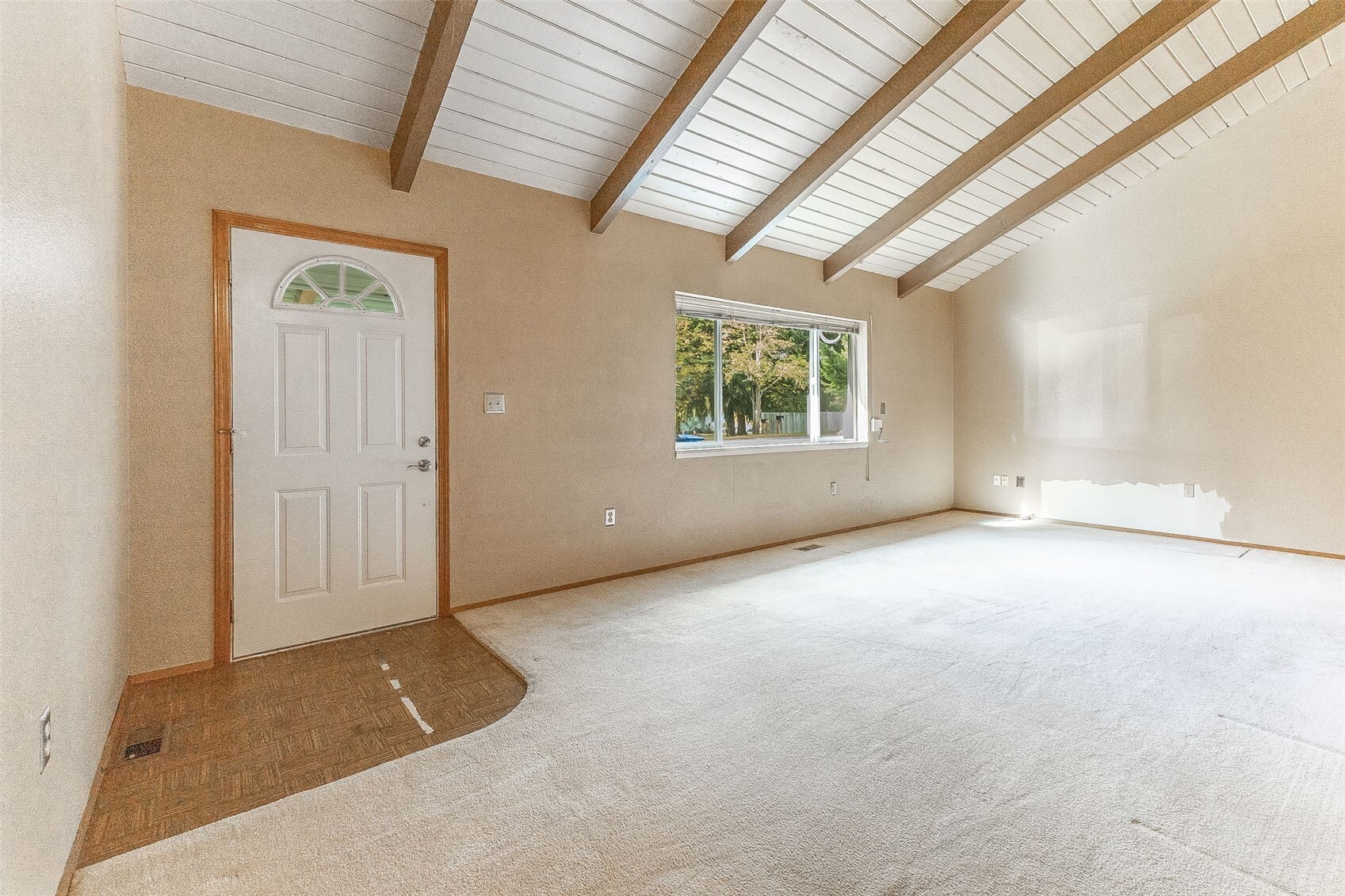 904 Crystal Springs NW, Yelm, WA 98597, photo 4 of 24