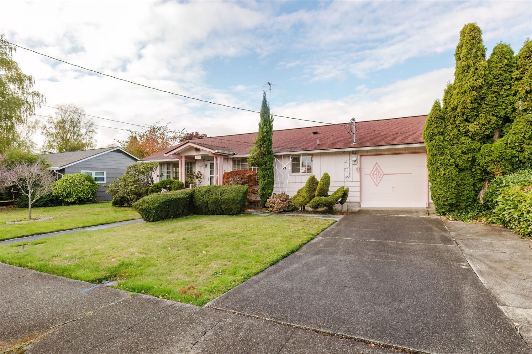 3011 Ryan Avenue, Bremerton, WA 98310, photo 4 of 40