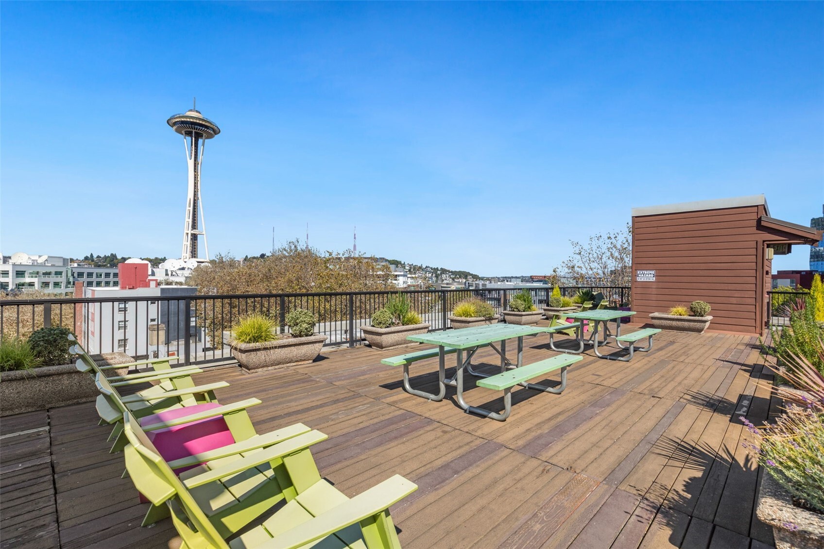 425 Vine St #721