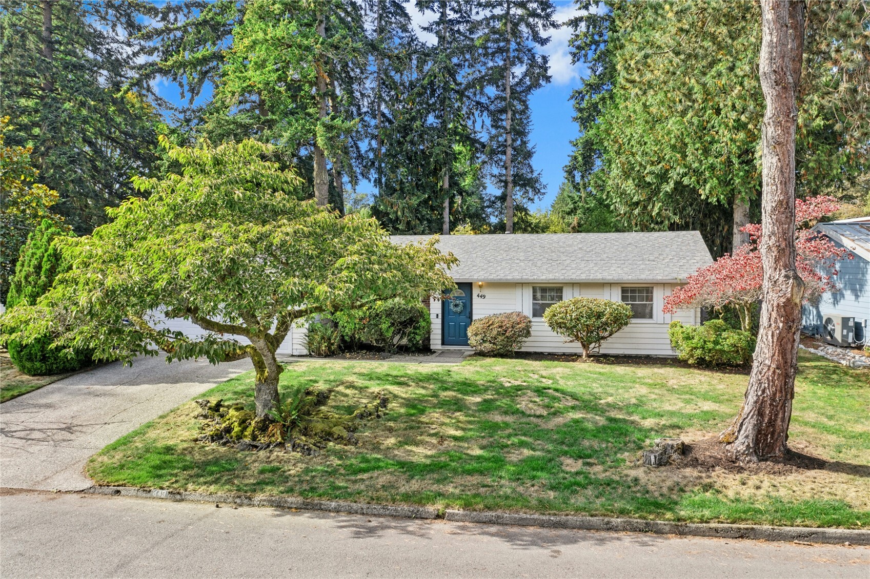 449 155th Avenue SE, Bellevue, WA 98007, photo 3 of 40