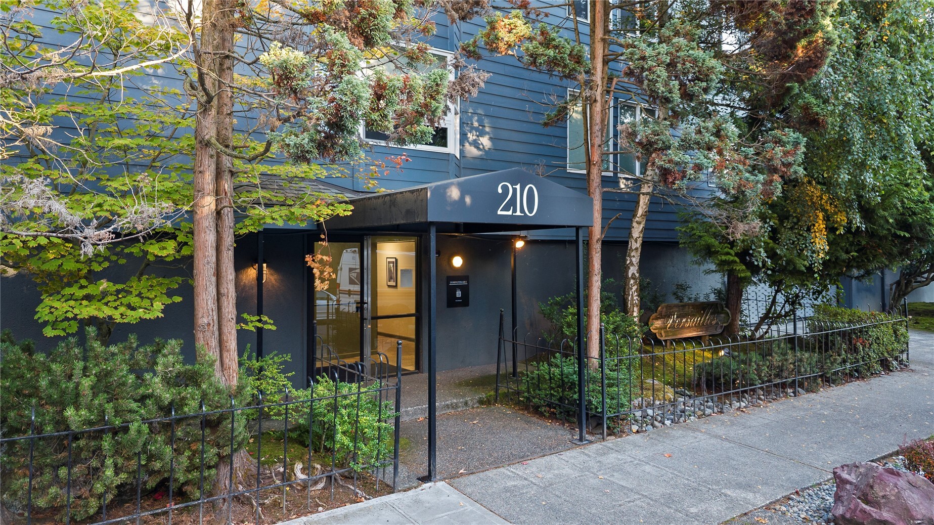 210 Boylston Avenue E #101