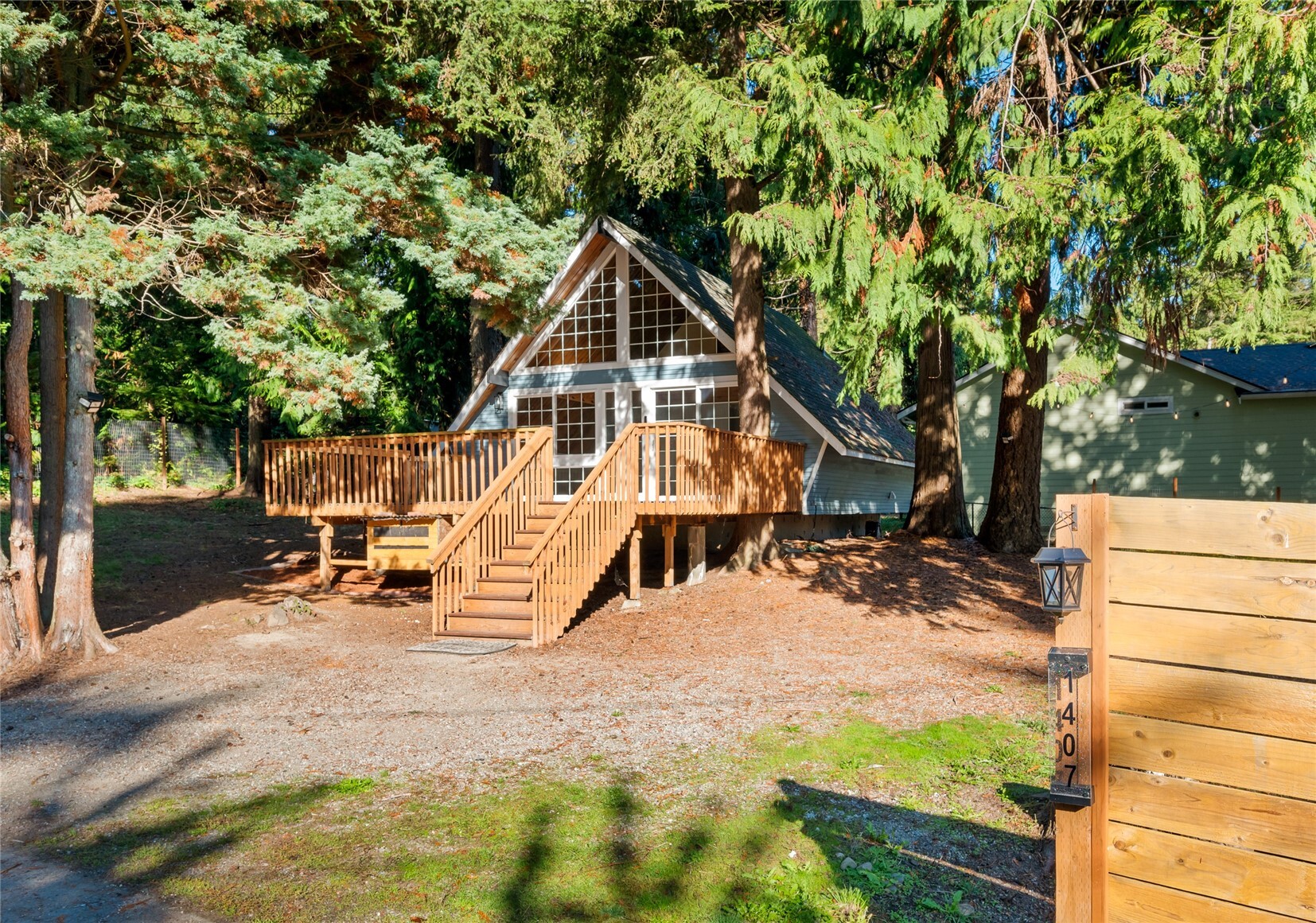 1407 Shuksan Drive