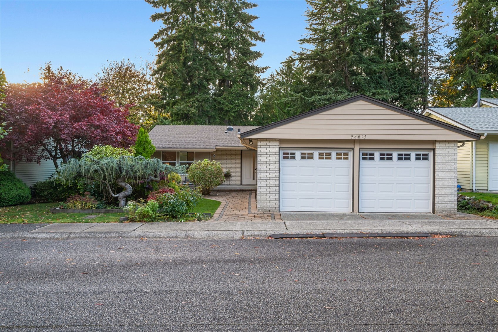 24813 10th Avenue S, Des Moines, WA 98198, photo 2 of 34
