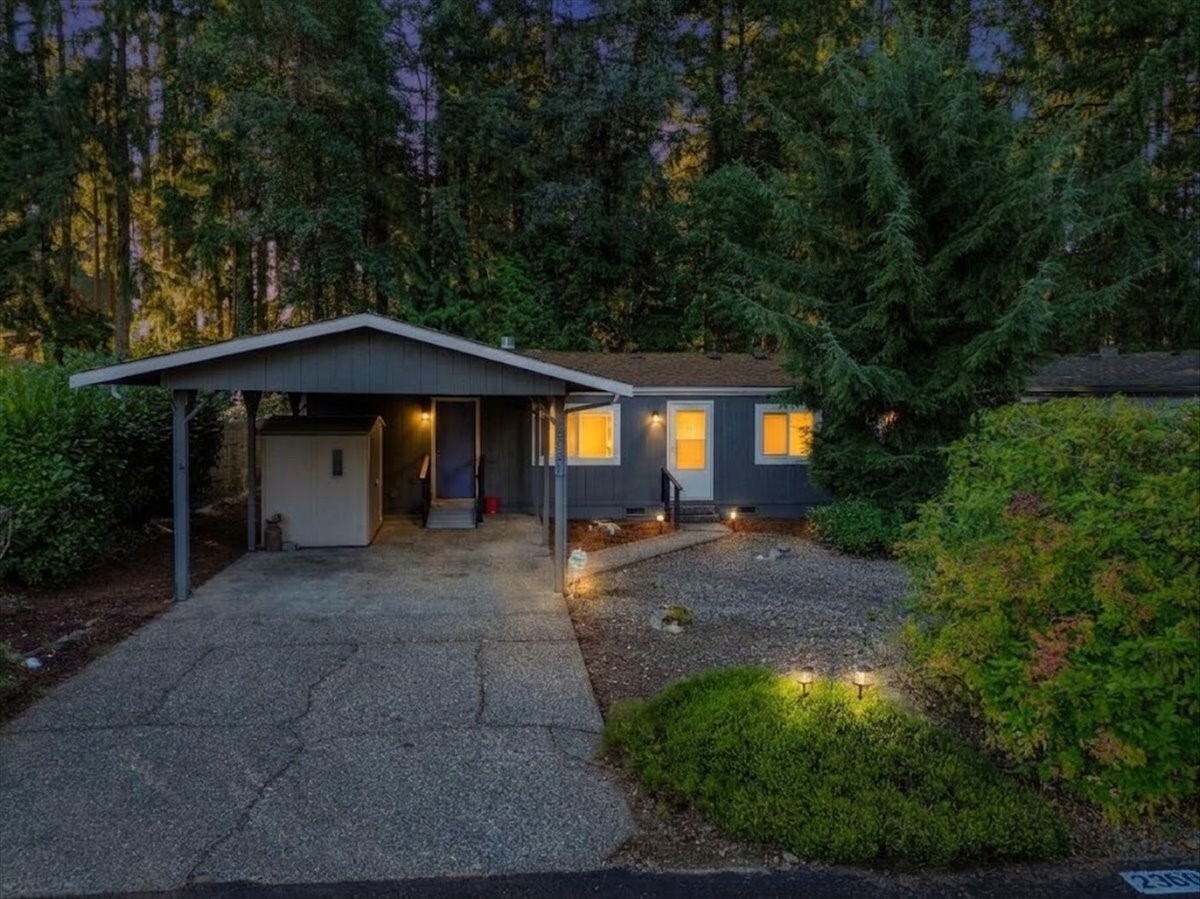 2360 SE Hastings