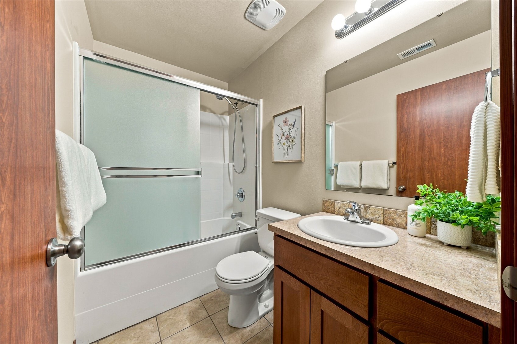 312 154th St E, Tacoma, WA 98445, photo 5 of 22