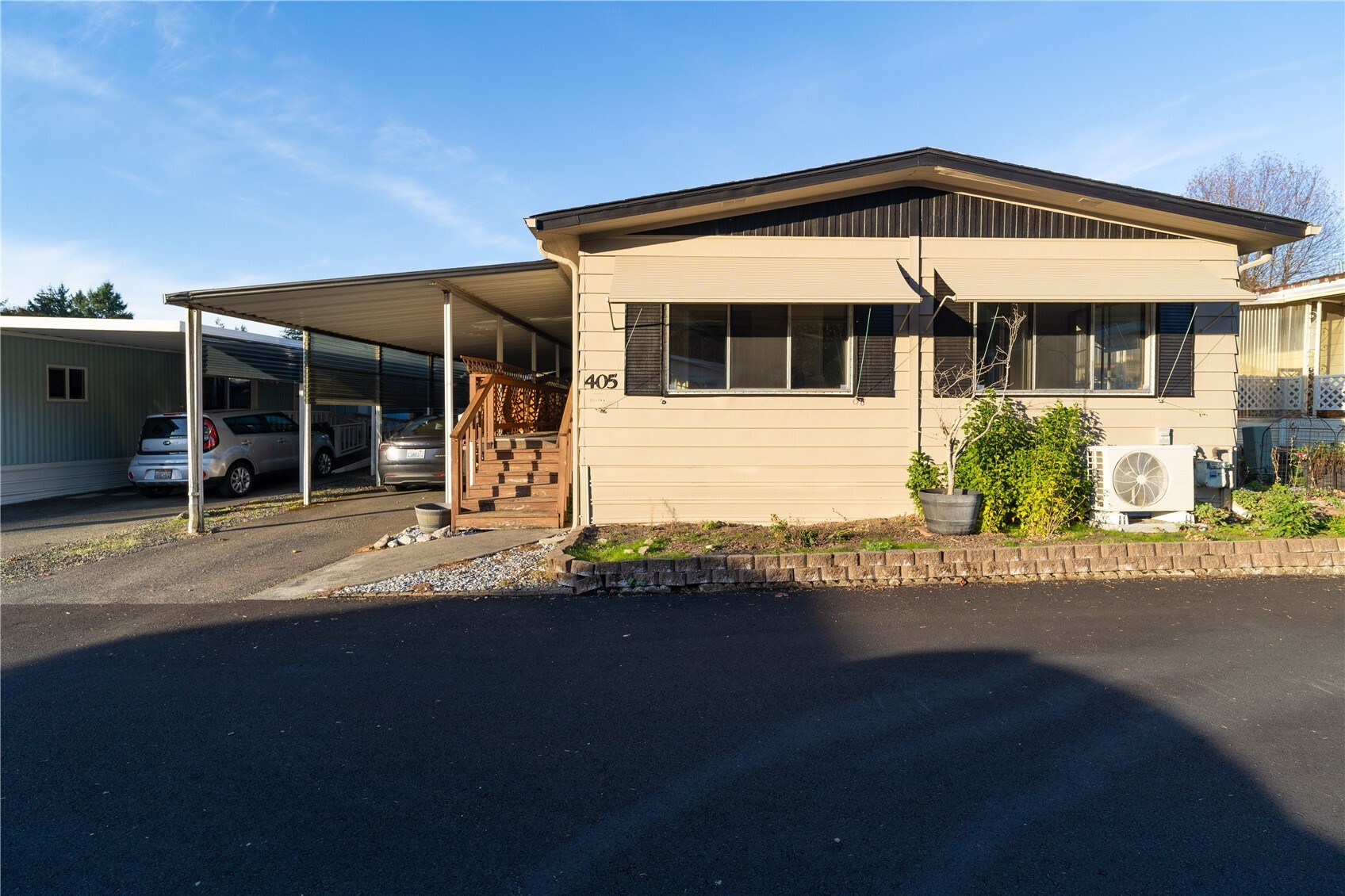 1111 Archwood Drive SW #405