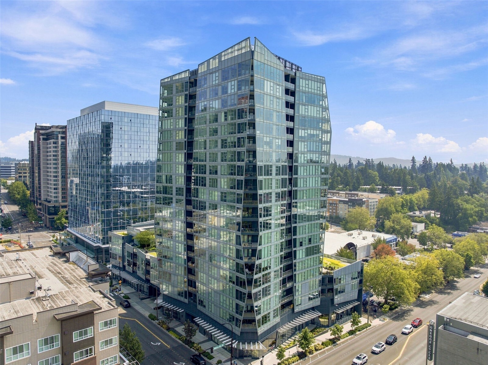 188 Bellevue Way NE #1906