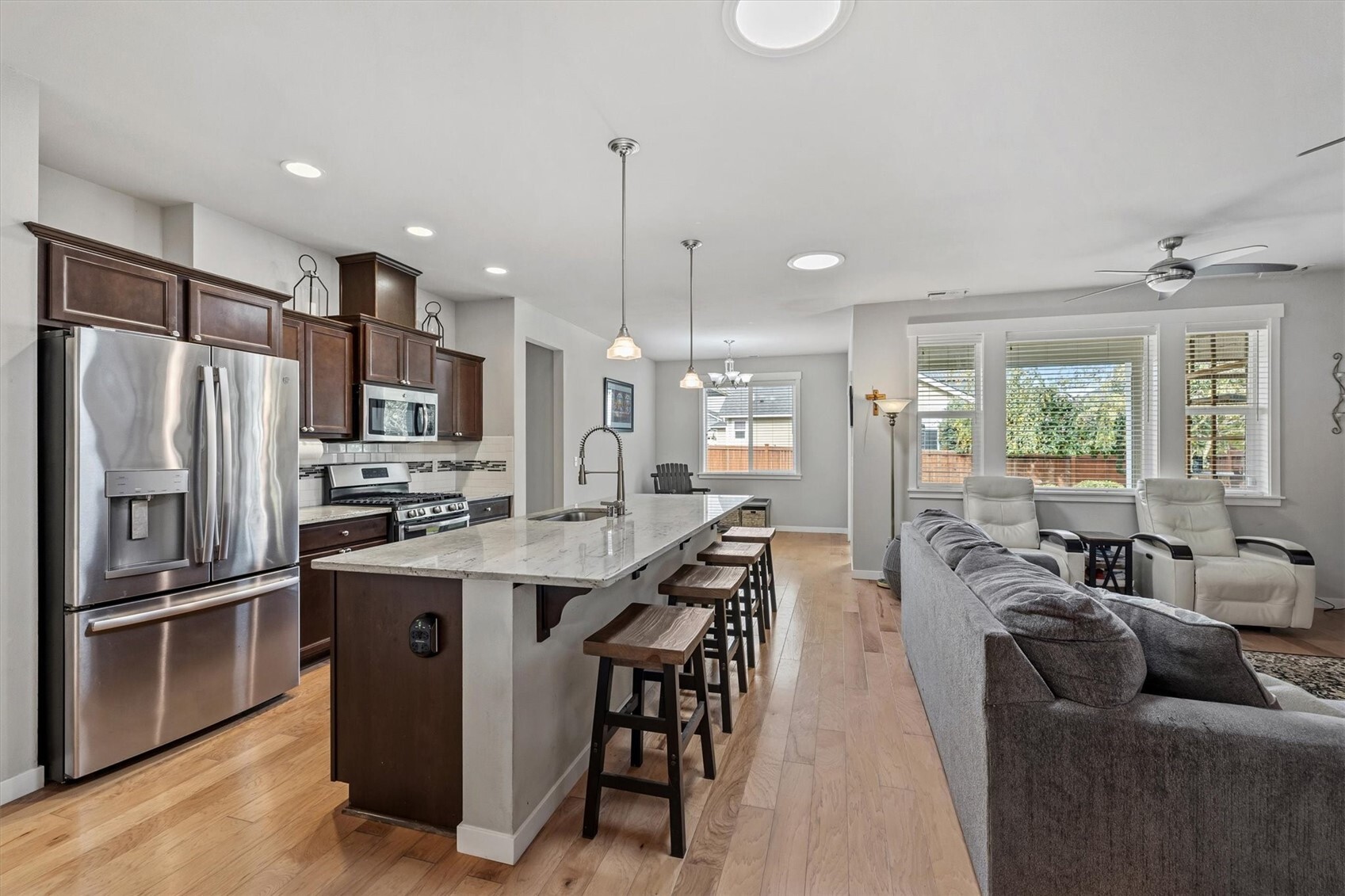 3925 Summersun Street, Mount Vernon, WA 98273, photo 4 of 40