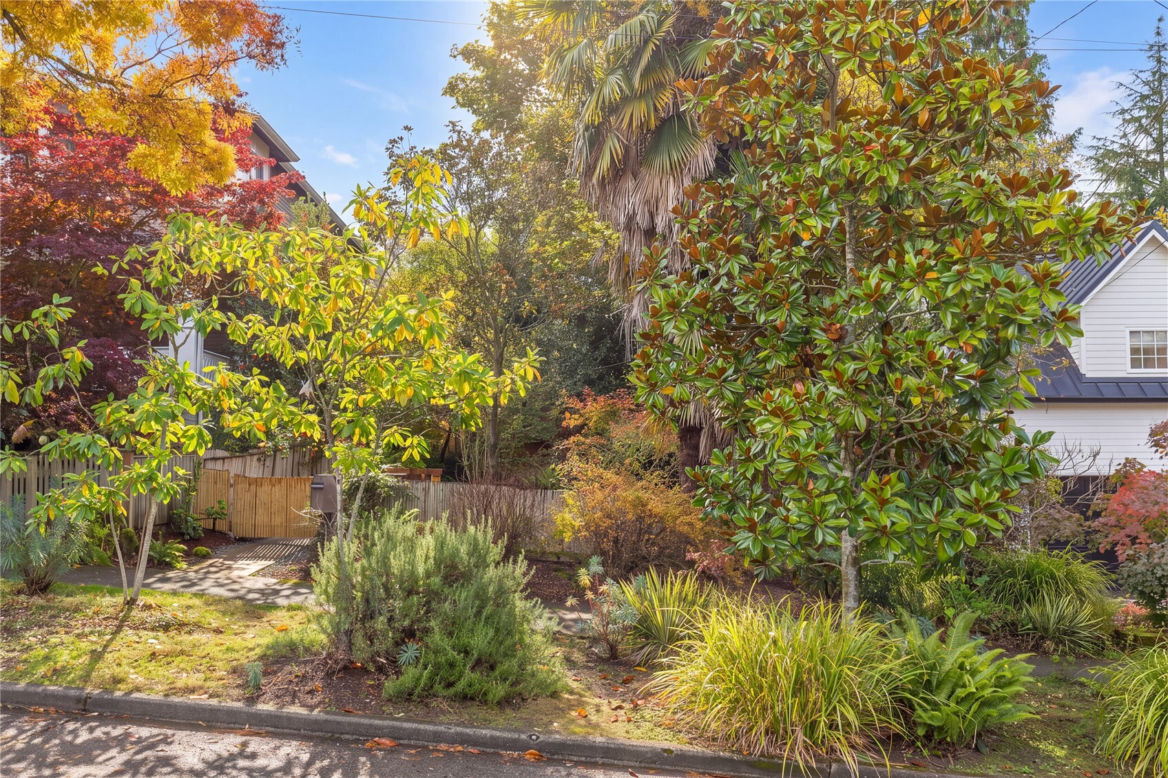 1717 29th Avenue, Seattle, WA 98122, photo 3 of 38
