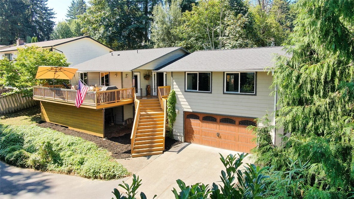 14629 204th Avenue SE, Renton, WA 98059, photo 2 of 39