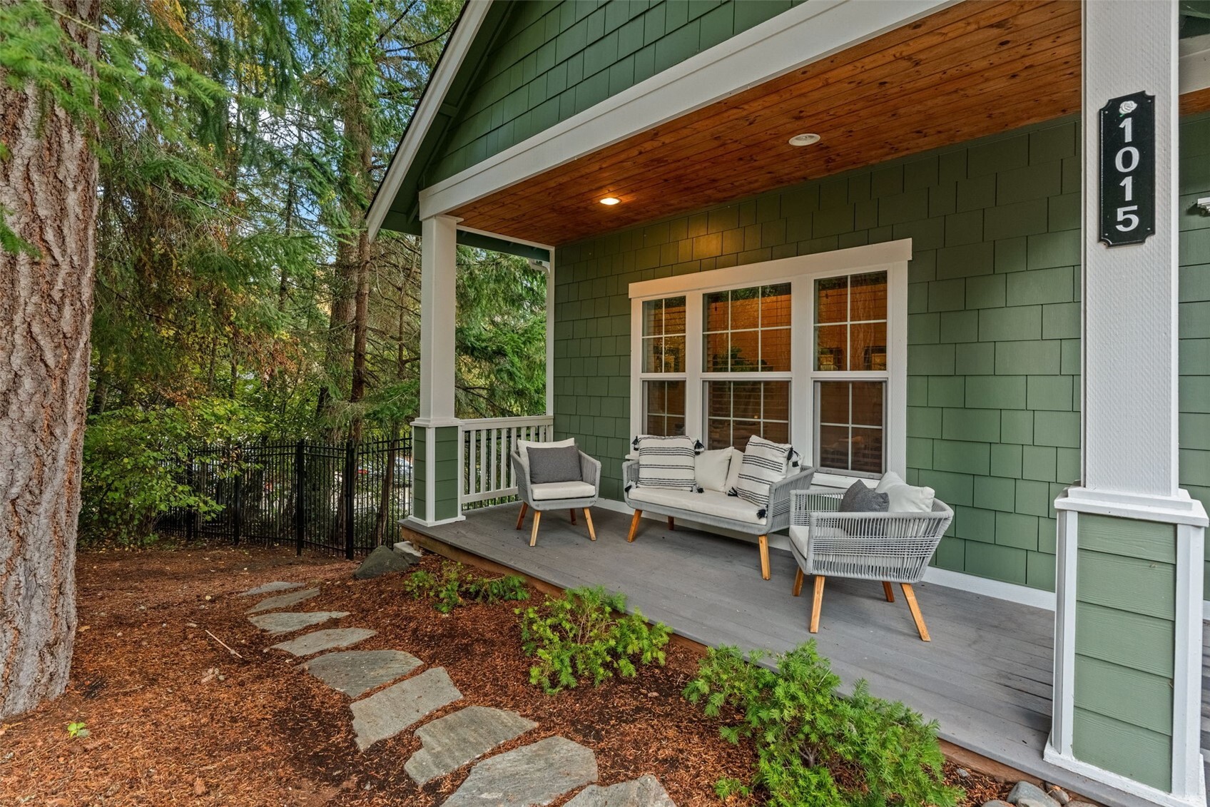 1015 10th Court, Fox Island, WA 98333, photo 5 of 39