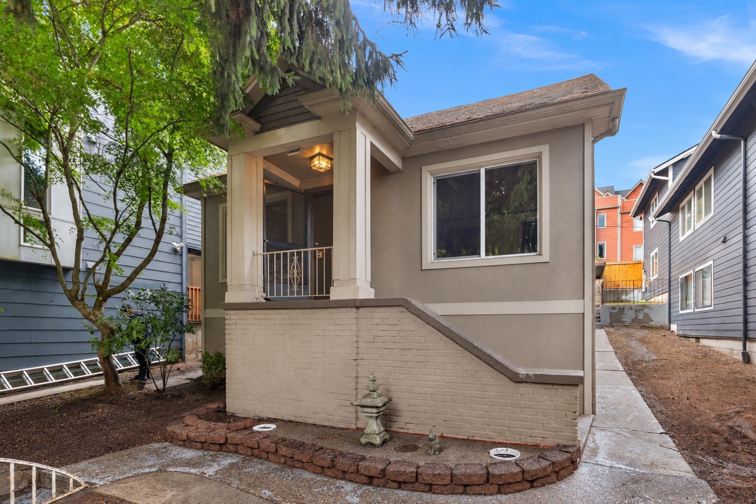 3005 3rd Avenue W