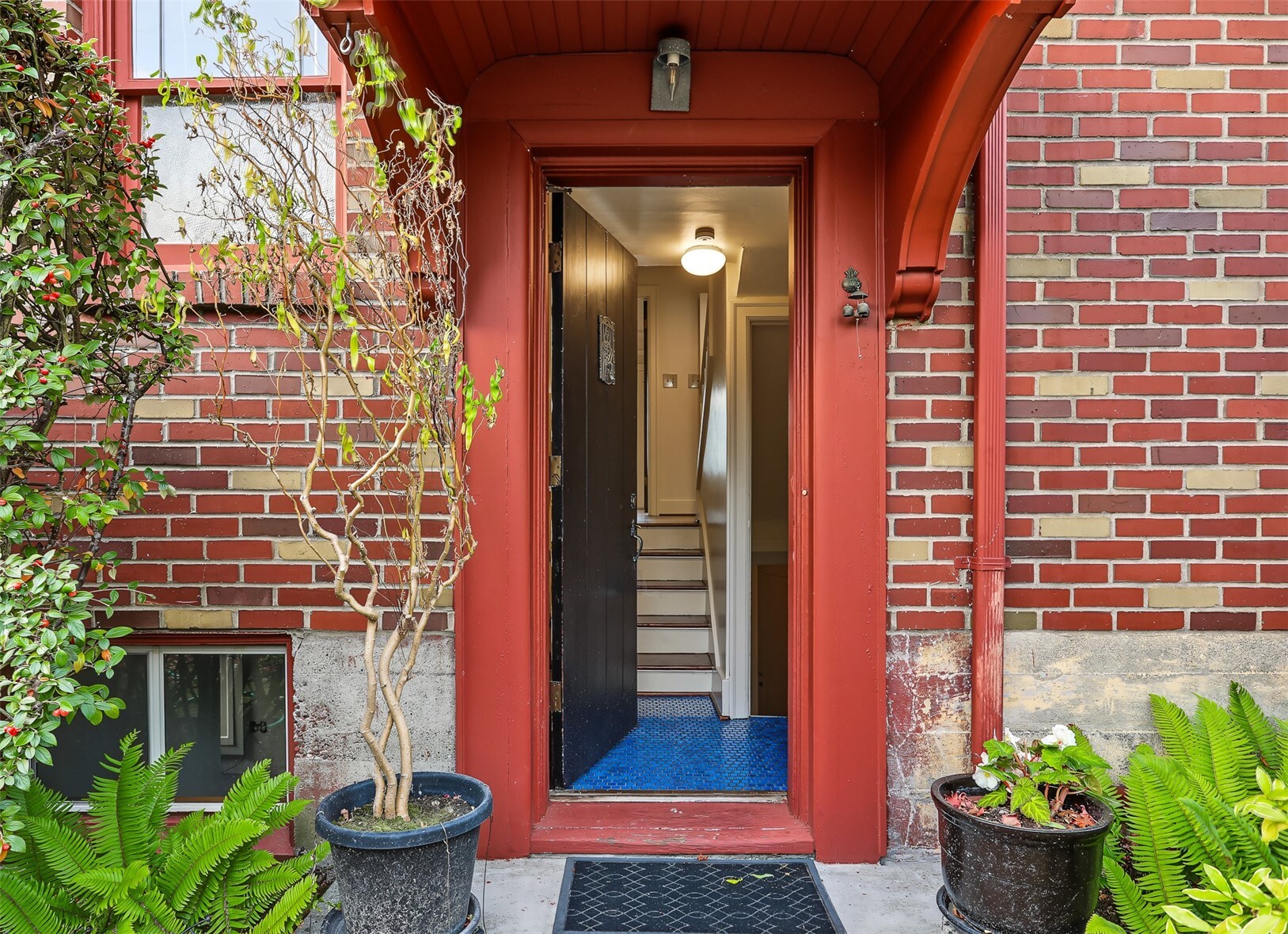 2918 NW Esplanade, Seattle, WA 98117, photo 3 of 40