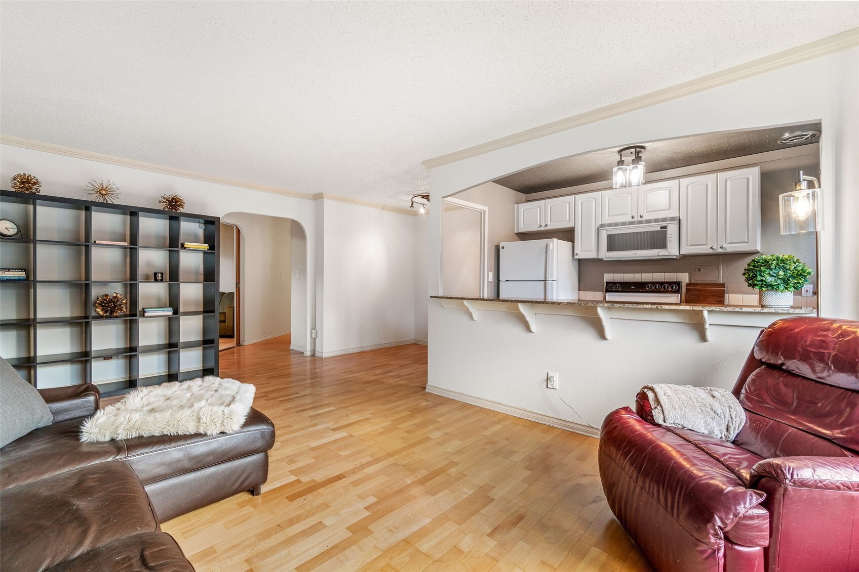 1400 Hubbell Place #810, Seattle, WA 98101, photo 3 of 34