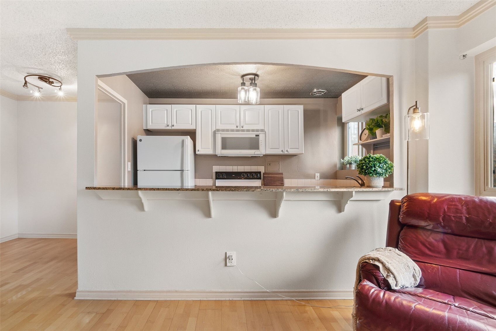 1400 Hubbell Place #810, Seattle, WA 98101, photo 4 of 34