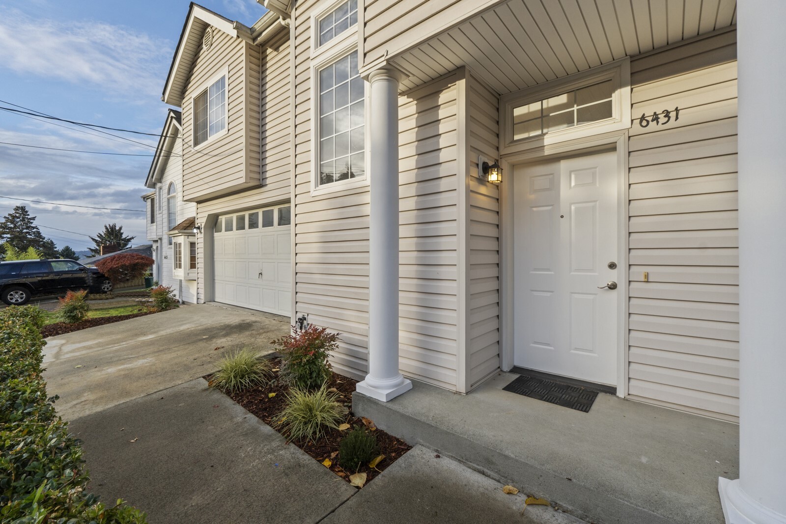 6431 24th Avenue S, Seattle, WA 98108, photo 2 of 28