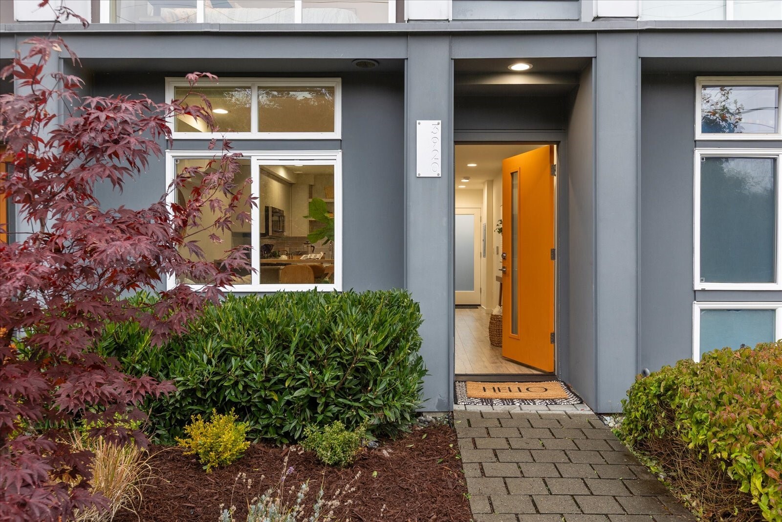 3920 SW Dawson Street, Seattle, WA 98136, photo 2 of 15