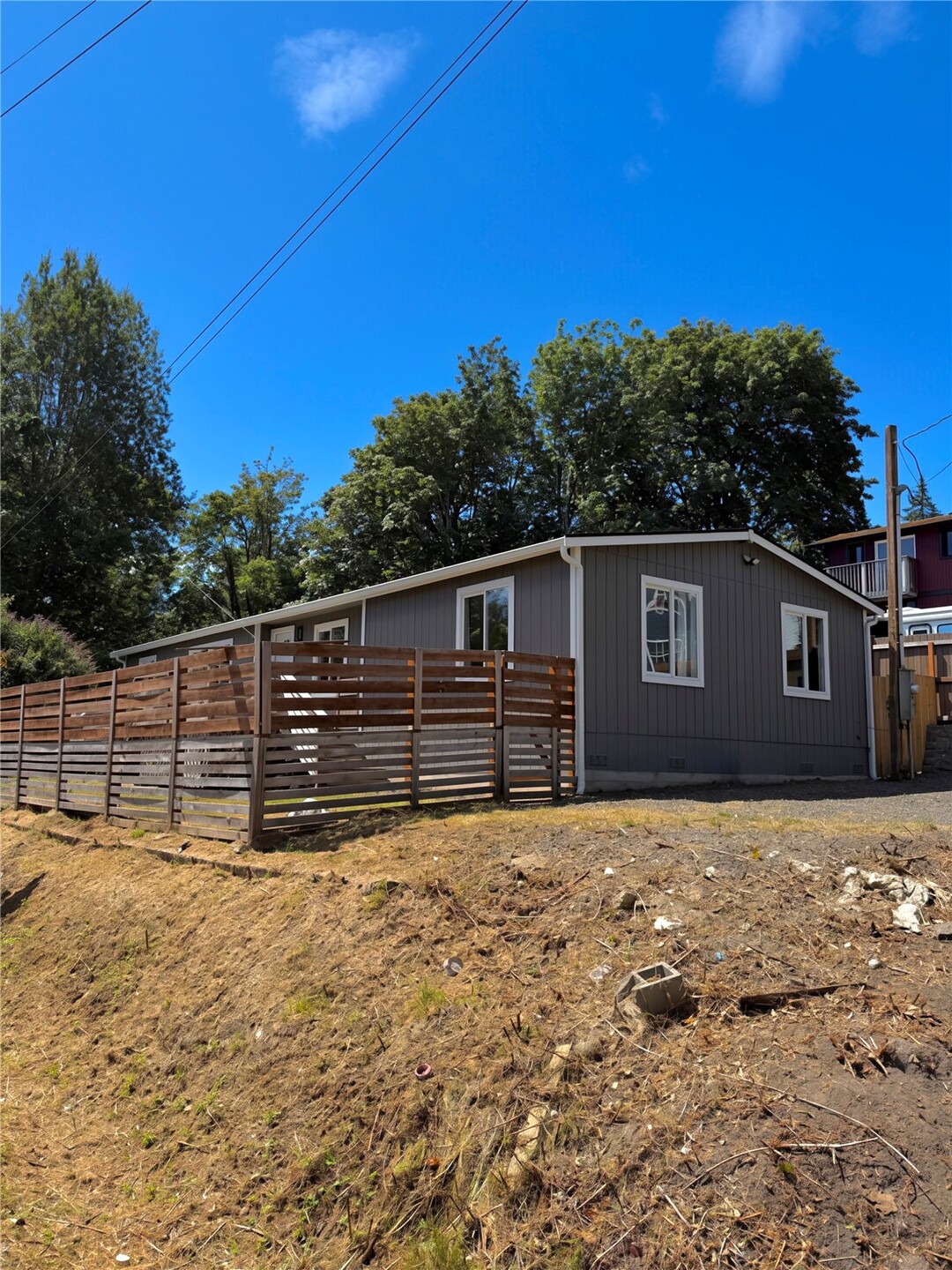 6589 NE Center Street