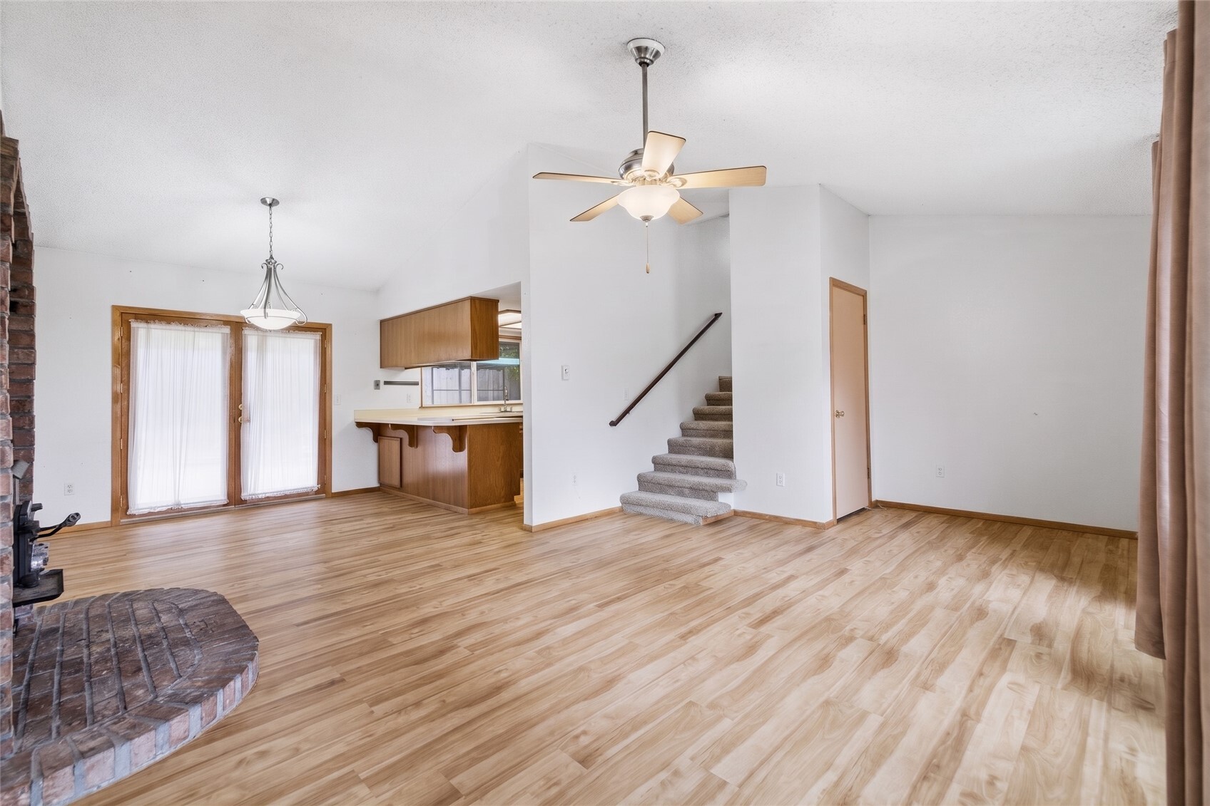 9708 Fruitland Avenue E, Puyallup, WA 98373-1268, photo 4 of 25
