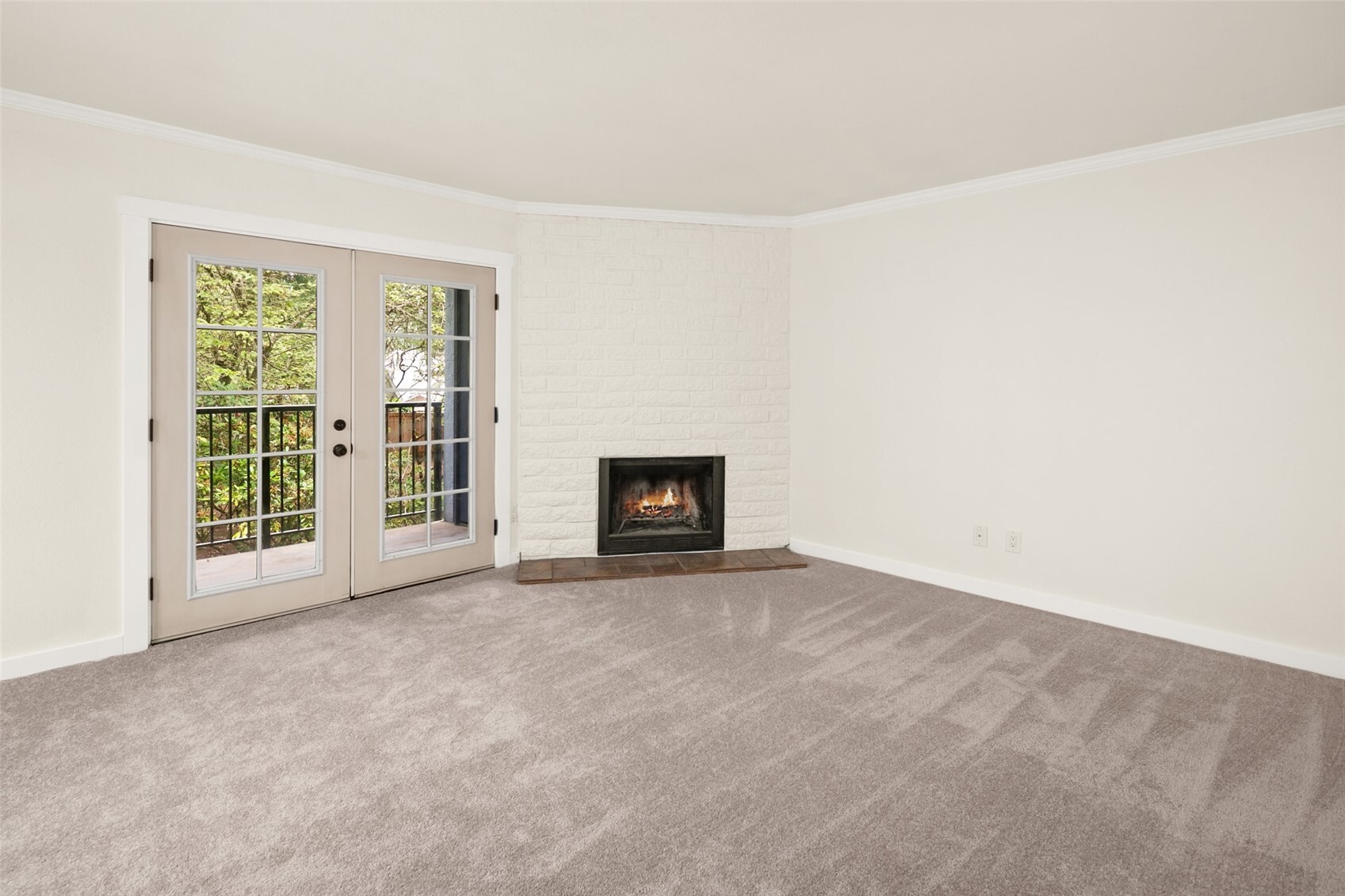 14014 Juanita Drive NE #B2, Kirkland, WA 98034, photo 3 of 23