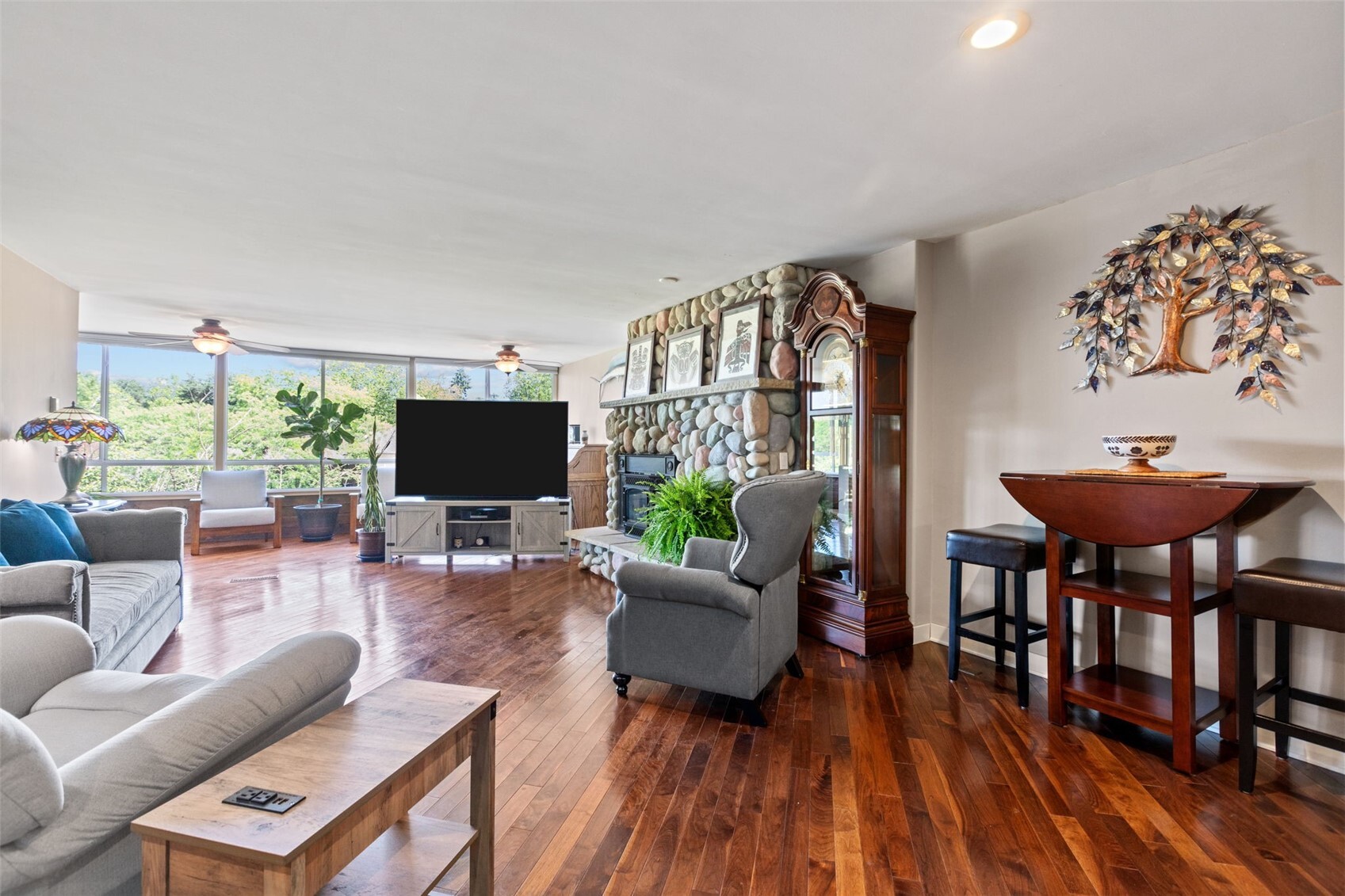 10903 Glen Acres Drive S #B