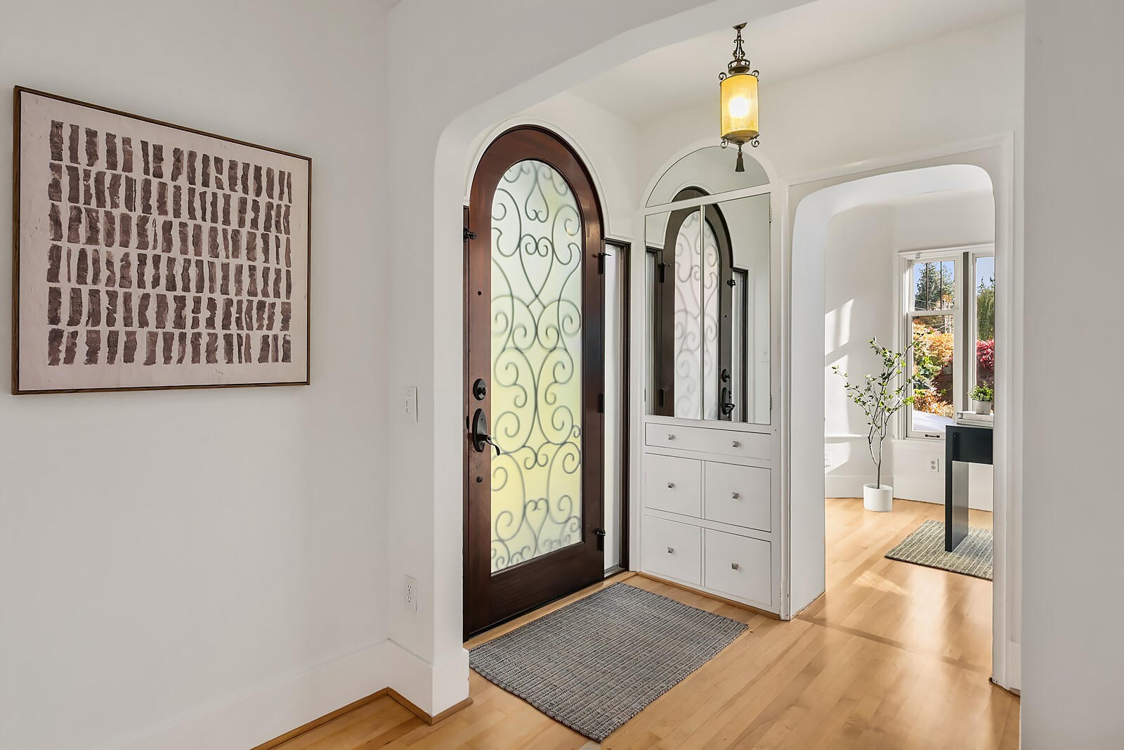 3639 Magnolia Boulevard W, Seattle, WA 98199, photo 5 of 38