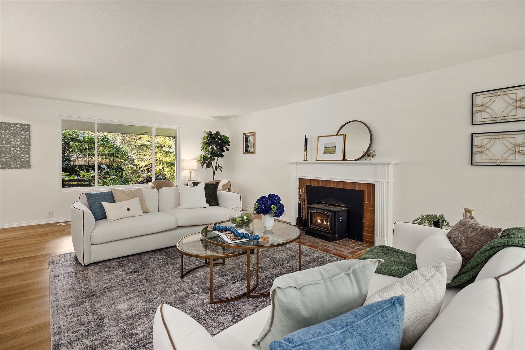 18008 NE 196th Street, Woodinville, WA 98077, photo 4 of 39