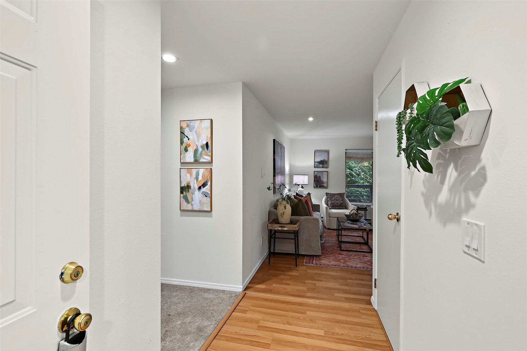 9912 NE 142nd Place #B 302, Kirkland, WA 98034, photo 2 of 27