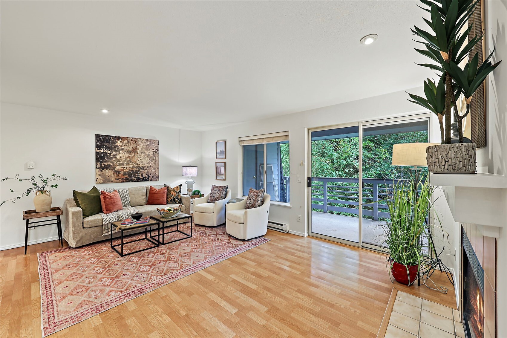 9912 NE 142nd Place #B 302, Kirkland, WA 98034, photo 4 of 27