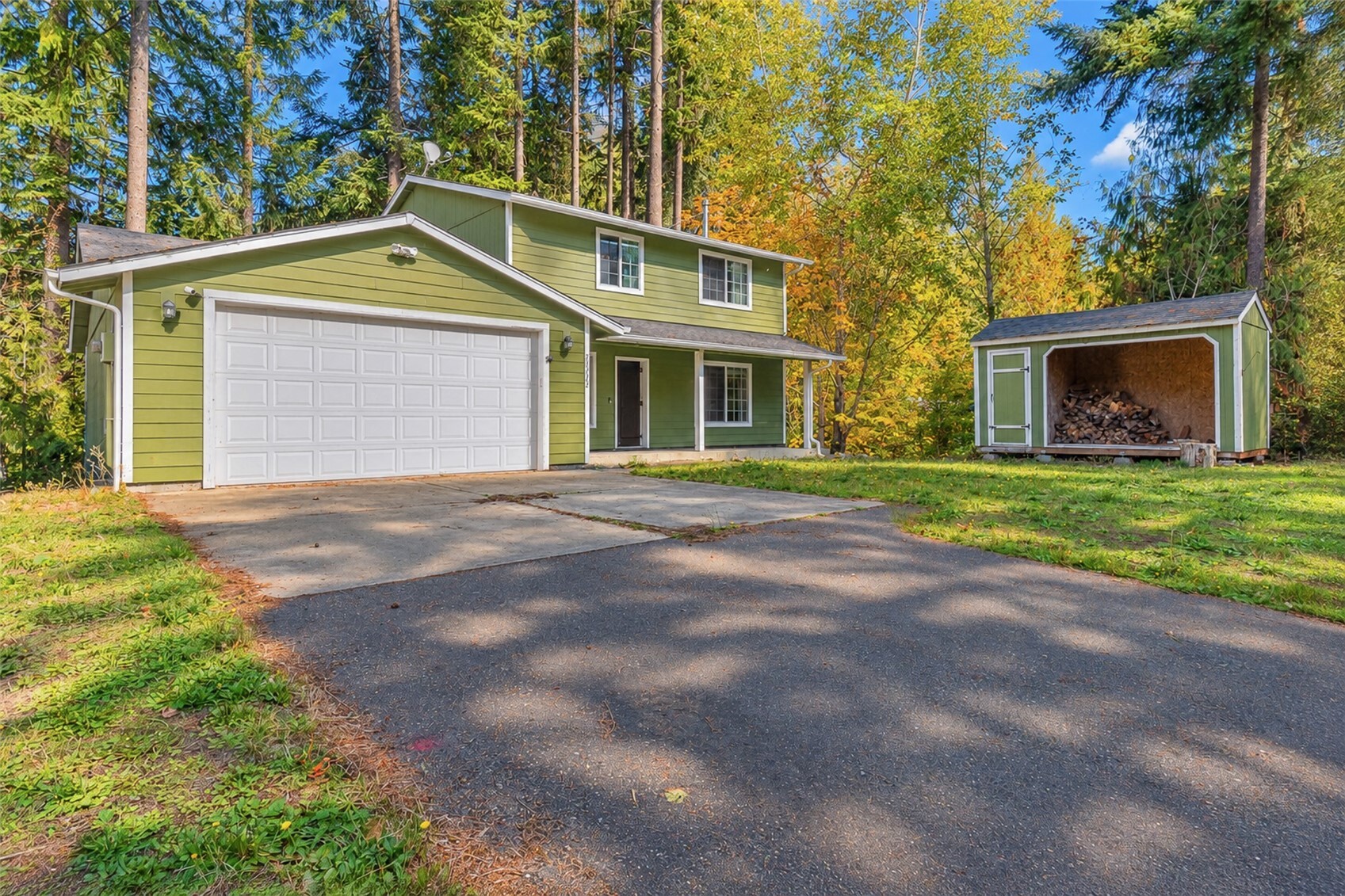 22222 Bluewater Dr SE, Yelm, WA 98597, photo 2 of 22