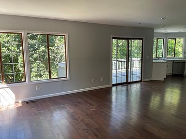 12223 NE 3rd Place, Bellevue, WA 98005, photo 4 of 21