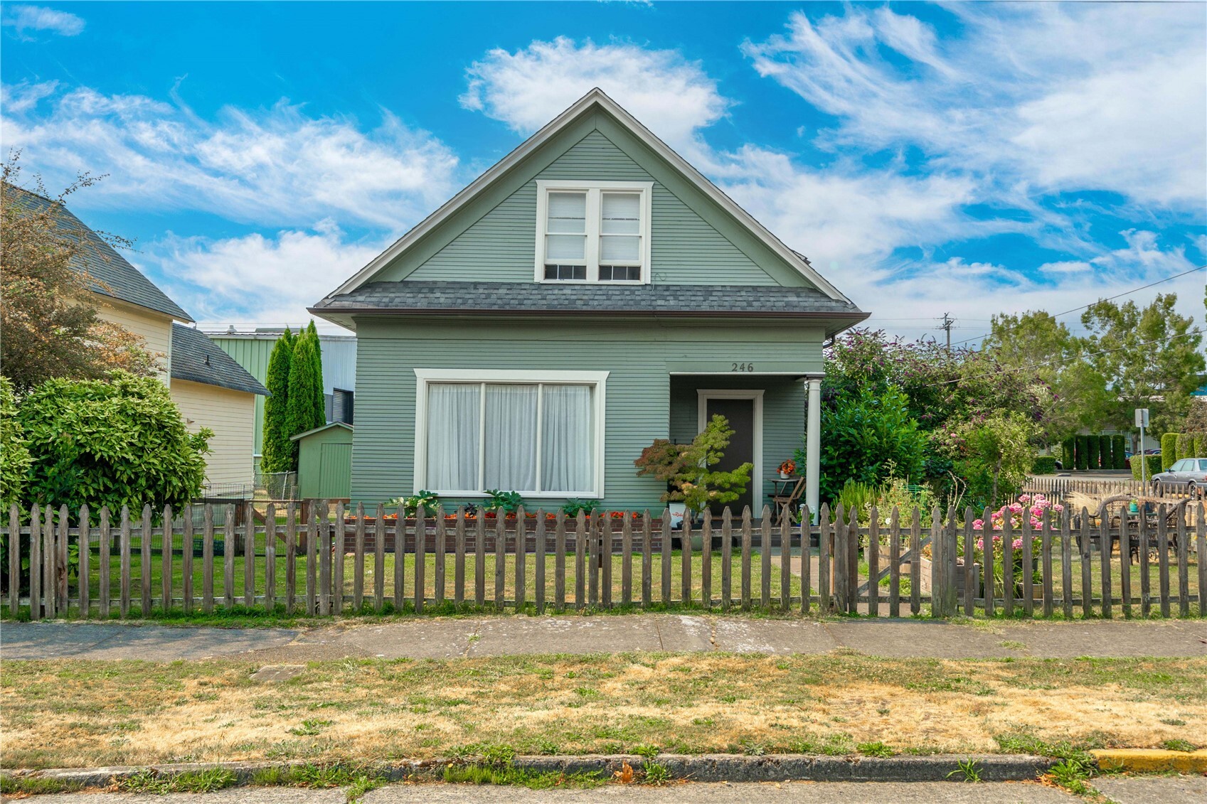 246 4th Avenue NW