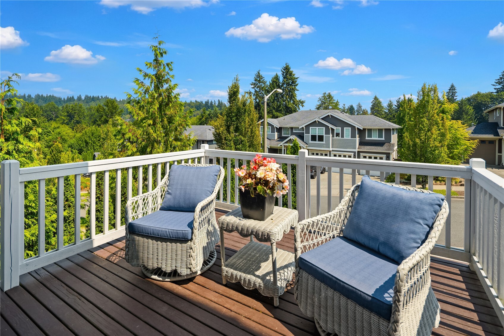 14517 NE 99th Avenue, Bothell, WA 98011, photo 2 of 40