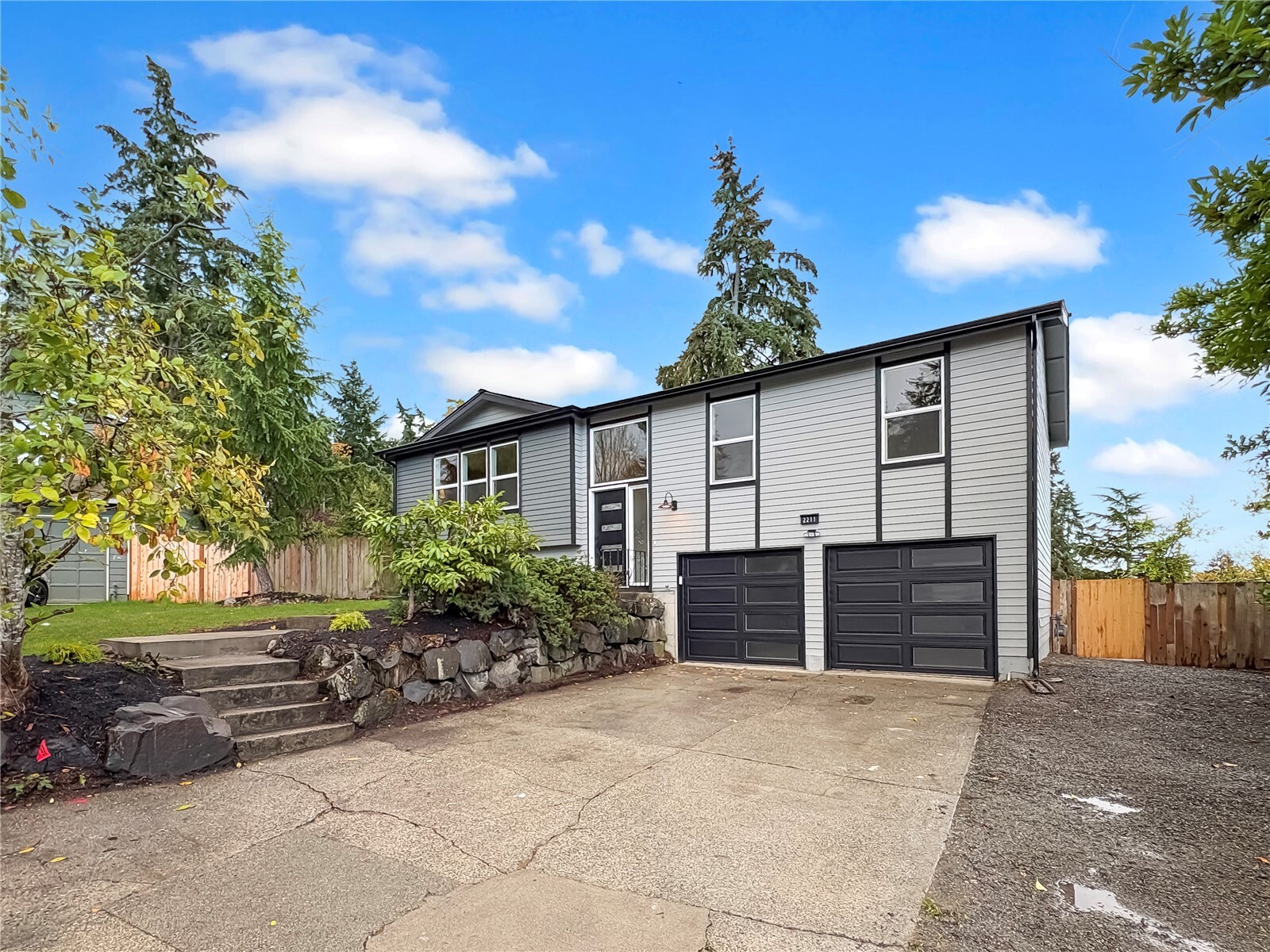 2211 S 283rd Street, Federal Way, WA 98003, photo 2 of 25
