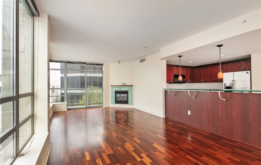 2929 1st Avenue #300, Seattle, WA 98121, photo 4 of 24
