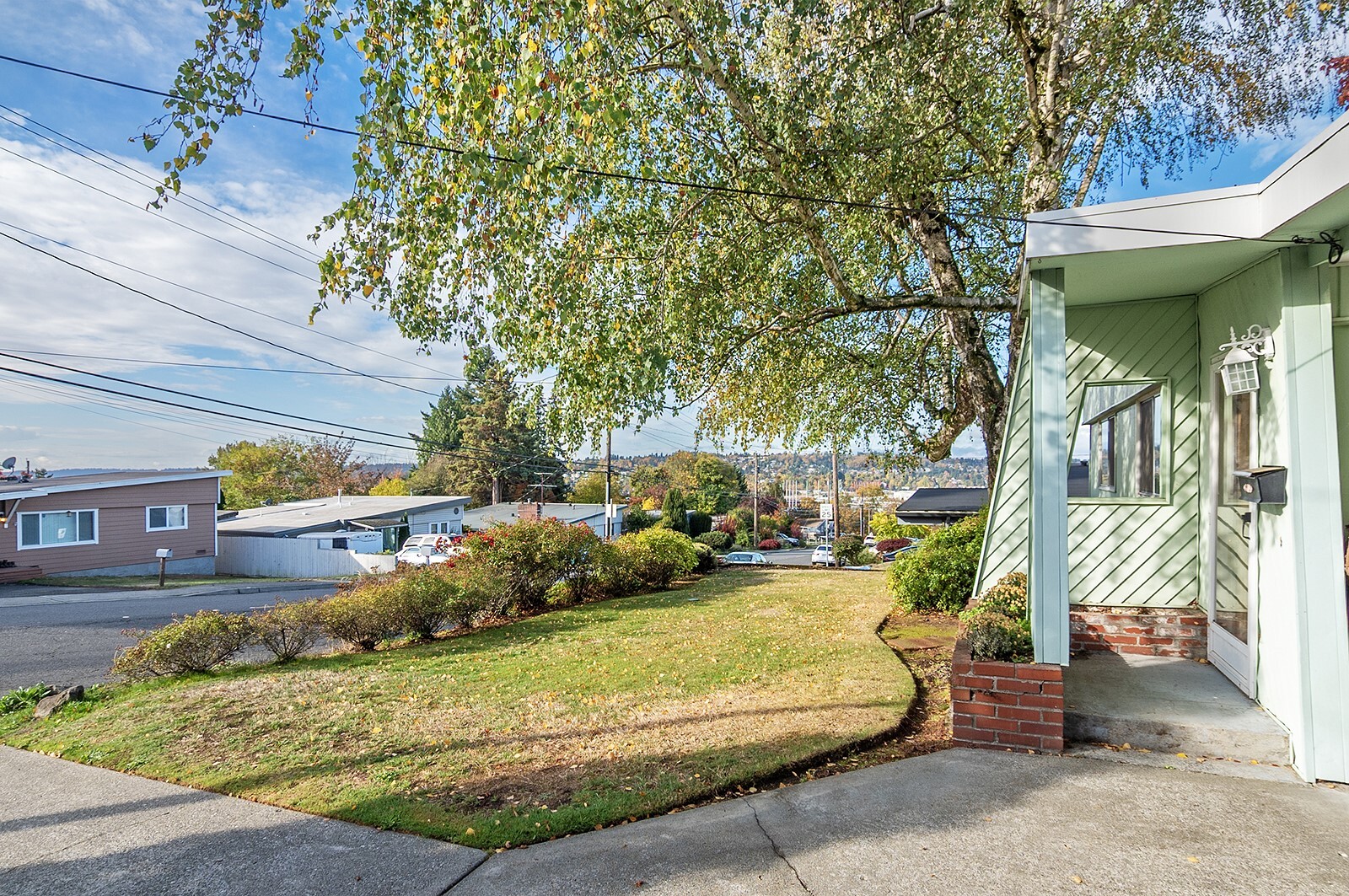 2214 NE 7th Street, Renton, WA 98056-9805, photo 5 of 29