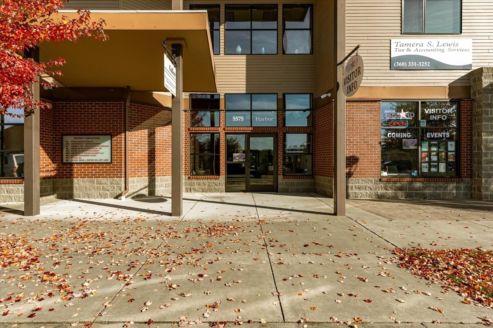 5575 Harbor Avenue #207D, Freeland, WA 98249, photo 2 of 6
