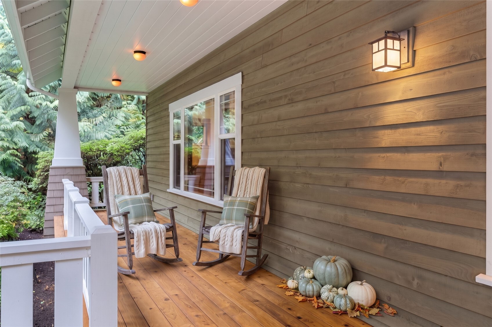 14157 Komedal Road NE, Bainbridge Island, WA 98110, photo 2 of 40